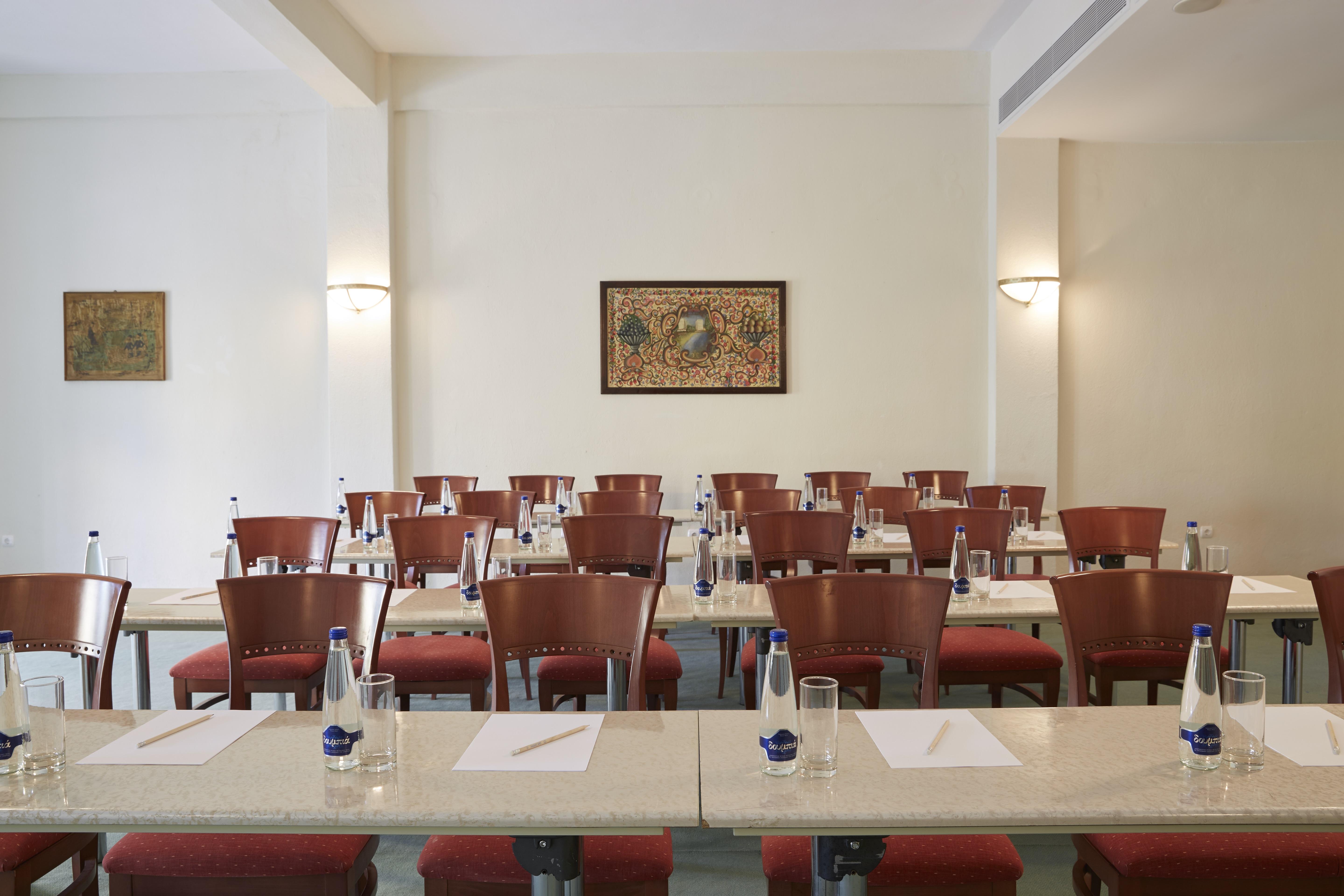 Simantro Resort Sani  Luaran gambar Meeting room