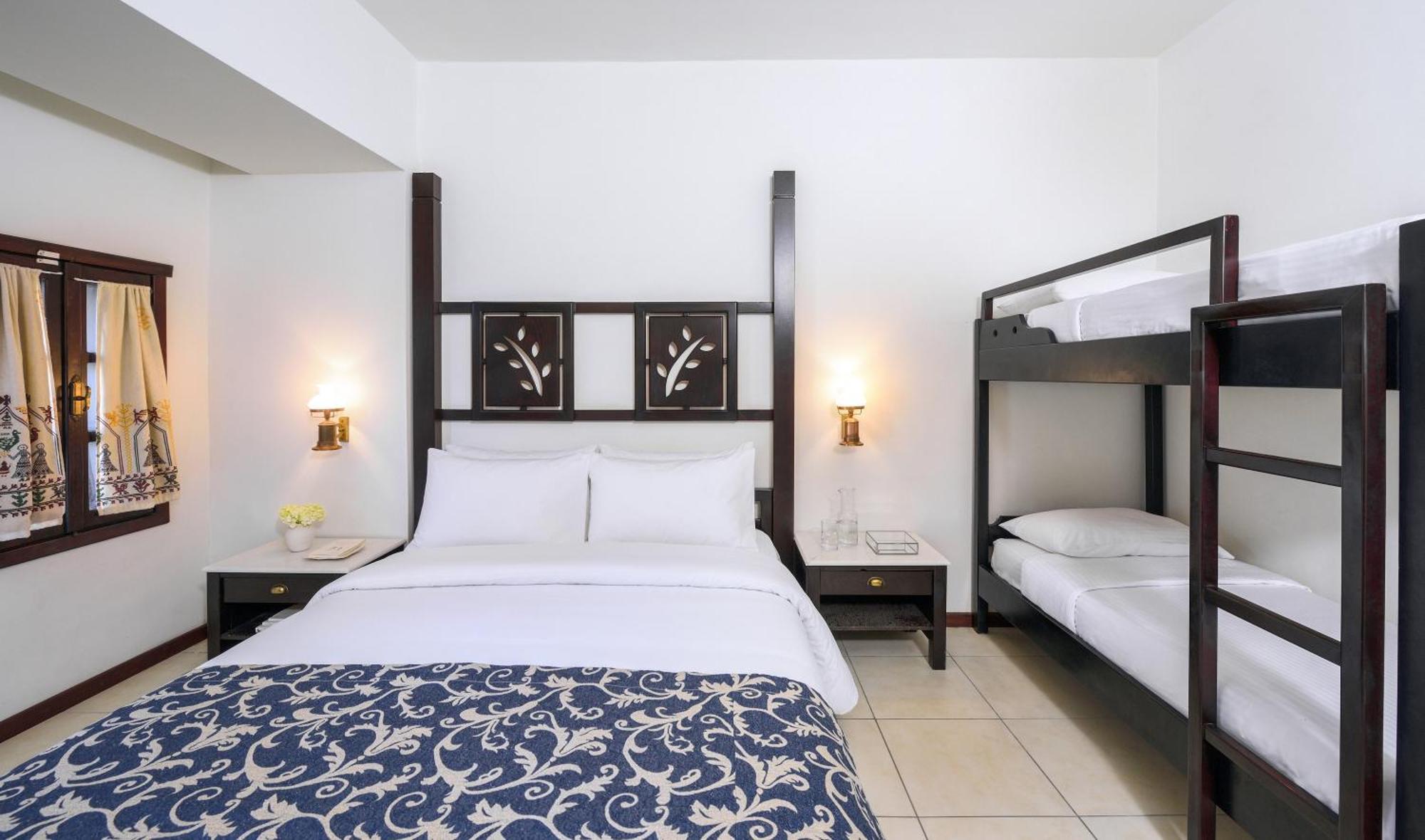 Simantro Resort Sani  Bilik gambar Family room