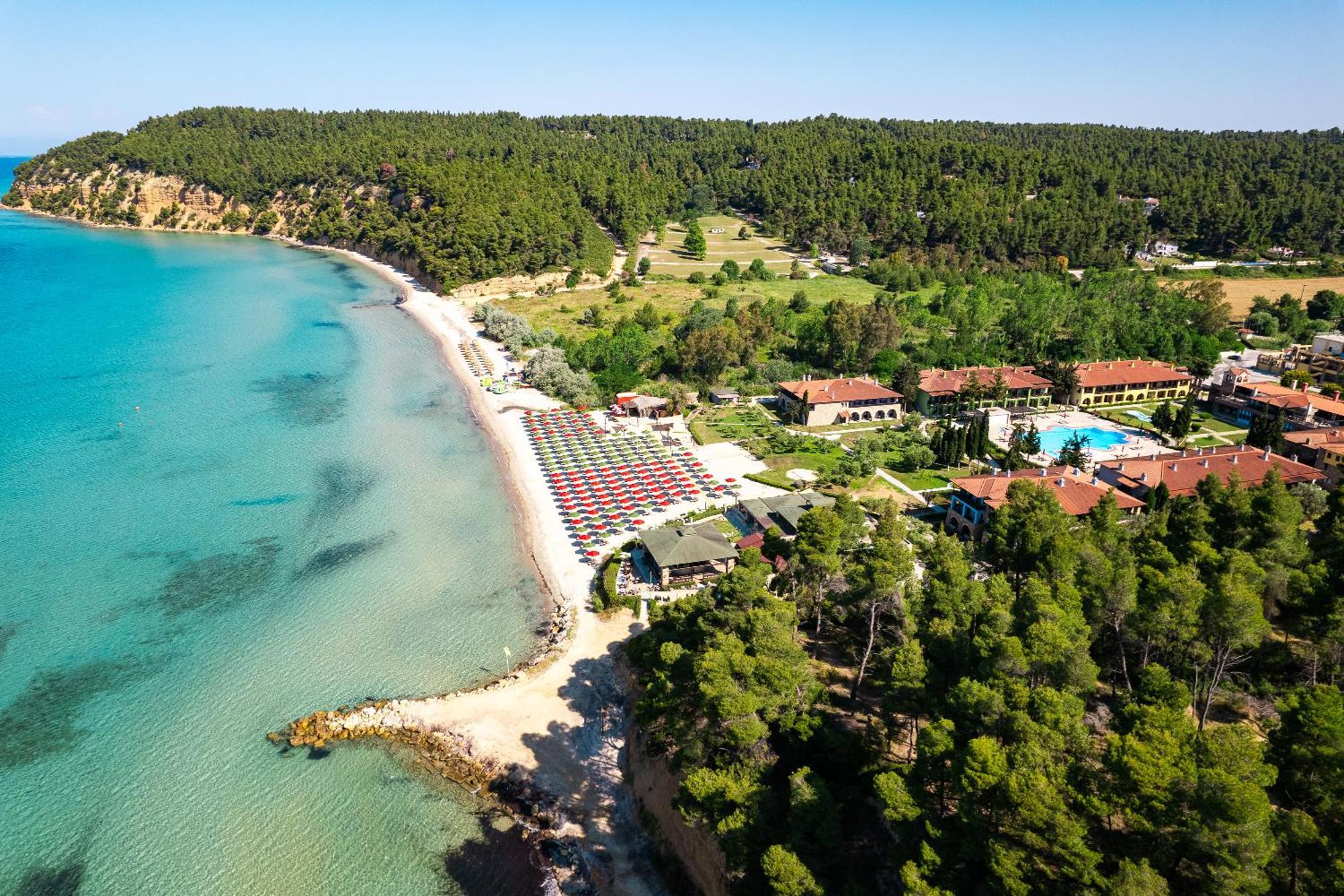 Simantro Resort Sani  Luaran gambar Aerial view of the resort