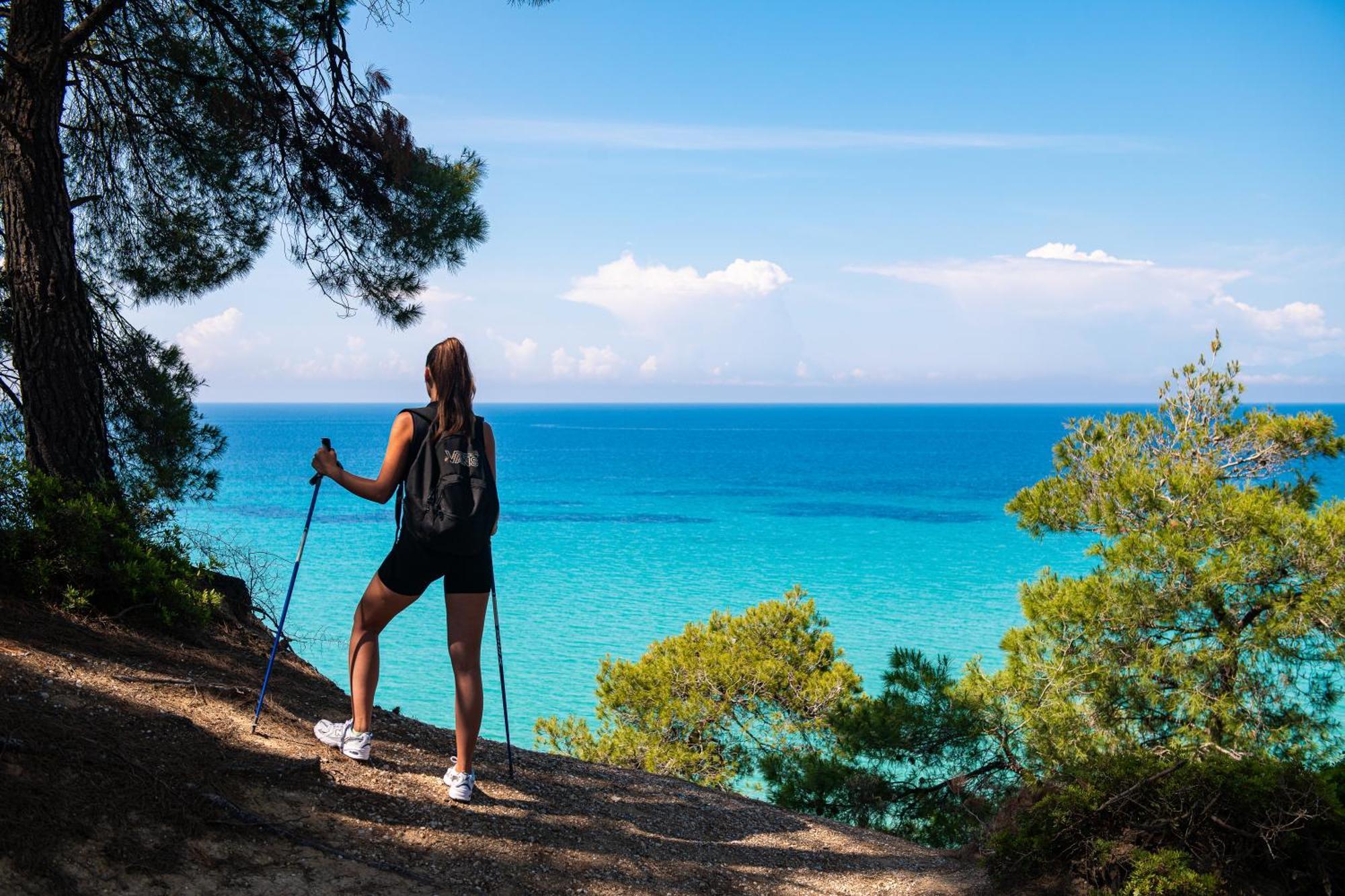 Simantro Resort Sani  Luaran gambar Hiking in Crete