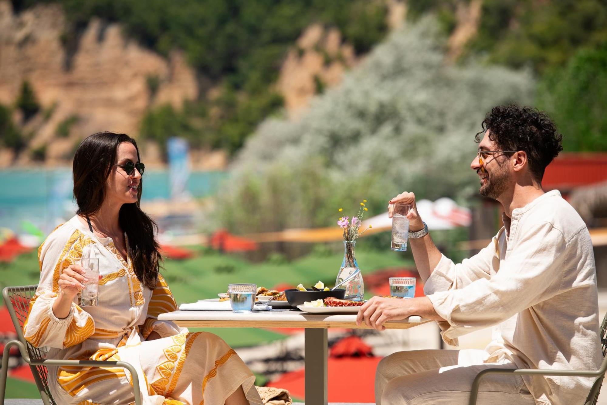 Simantro Resort Sani  Luaran gambar A scene from the film
